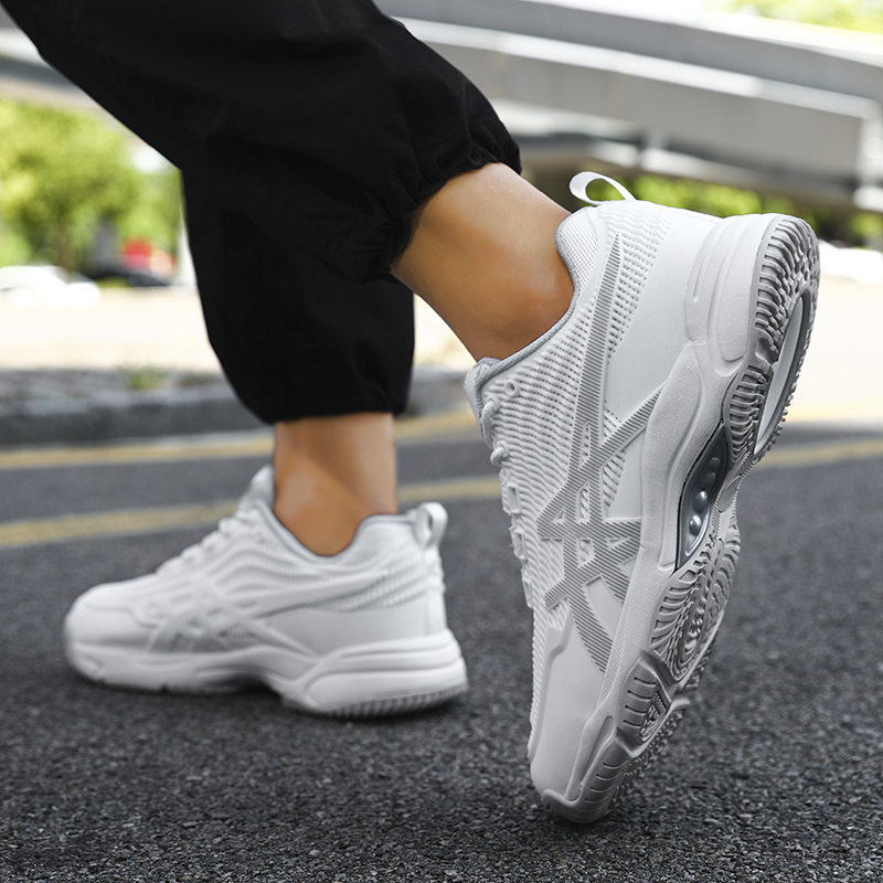 New badminton shoes beef tendo - đánh giá và giá Table Tennis Games