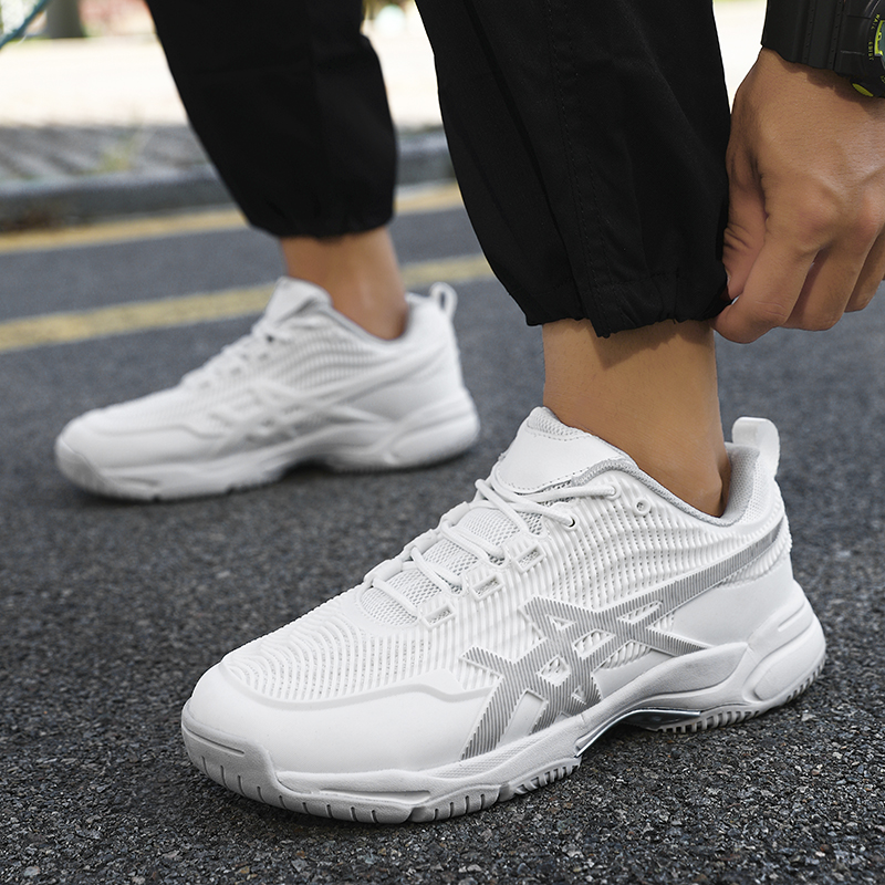 New badminton shoes beef tendo - đánh giá và giá Table Tennis Games